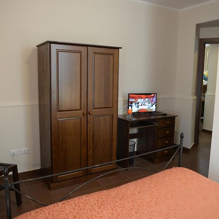 B&B San Leonardo Mascali Εξωτερικό φωτογραφία