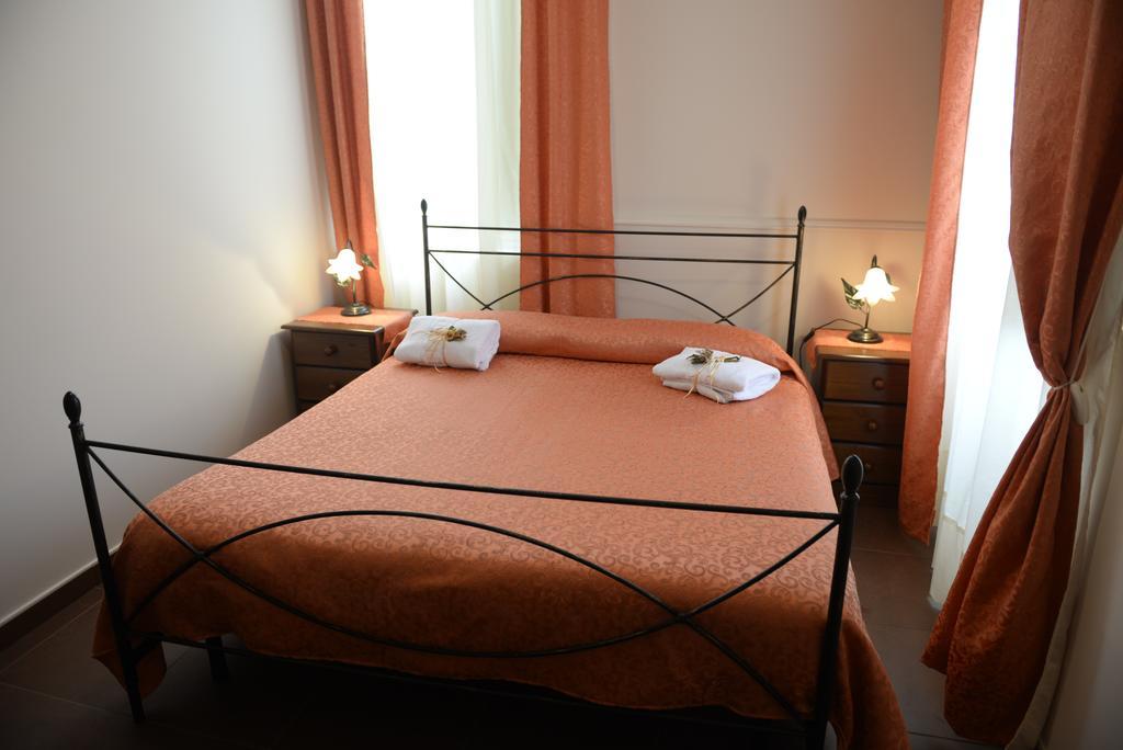 B&B San Leonardo Mascali Εξωτερικό φωτογραφία