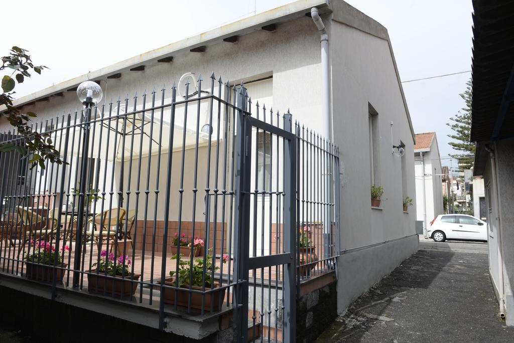 B&B San Leonardo Mascali Εξωτερικό φωτογραφία