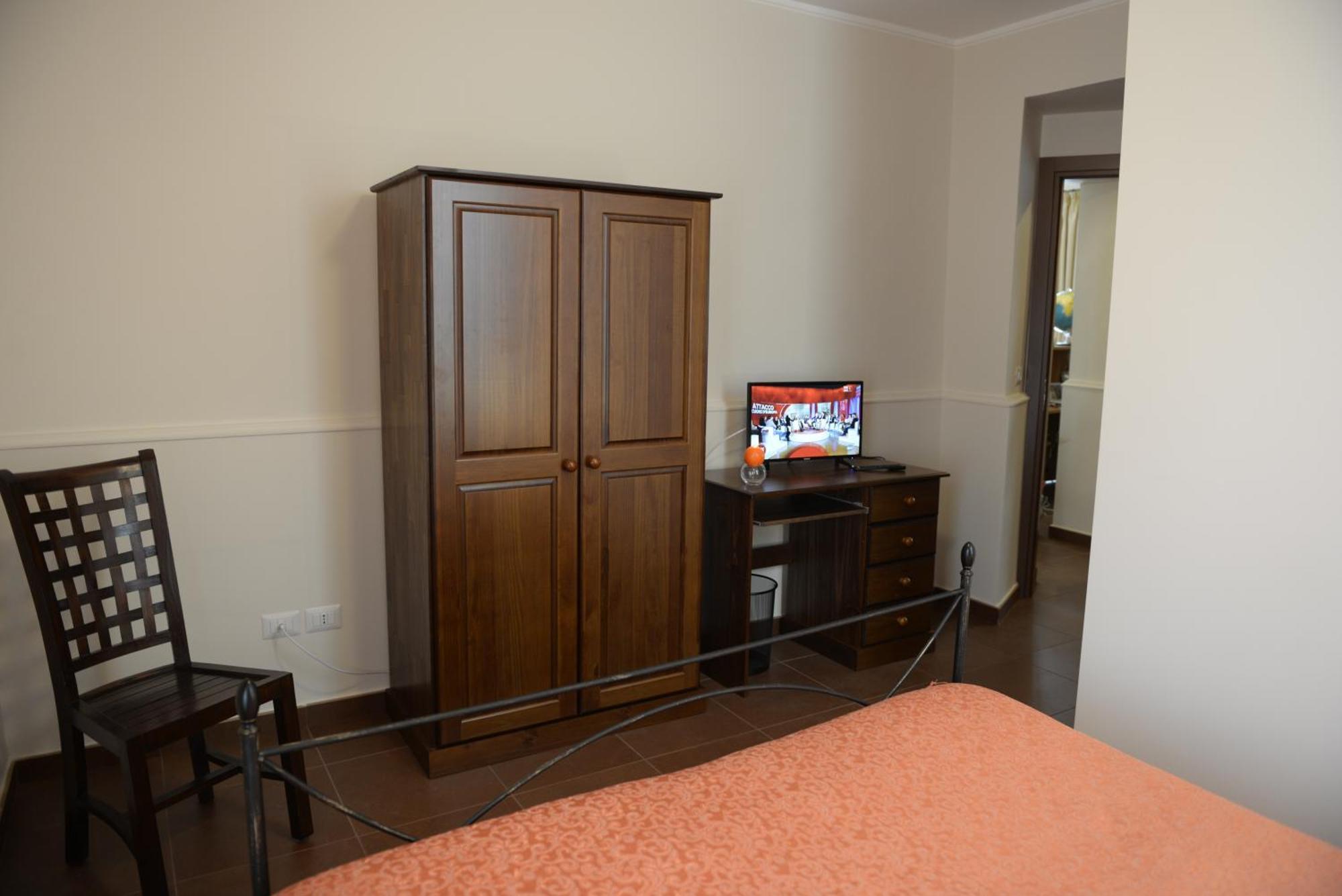 B&B San Leonardo Mascali Εξωτερικό φωτογραφία