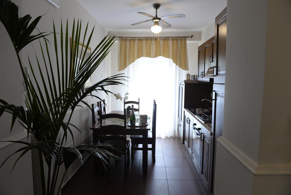 B&B San Leonardo Mascali Εξωτερικό φωτογραφία