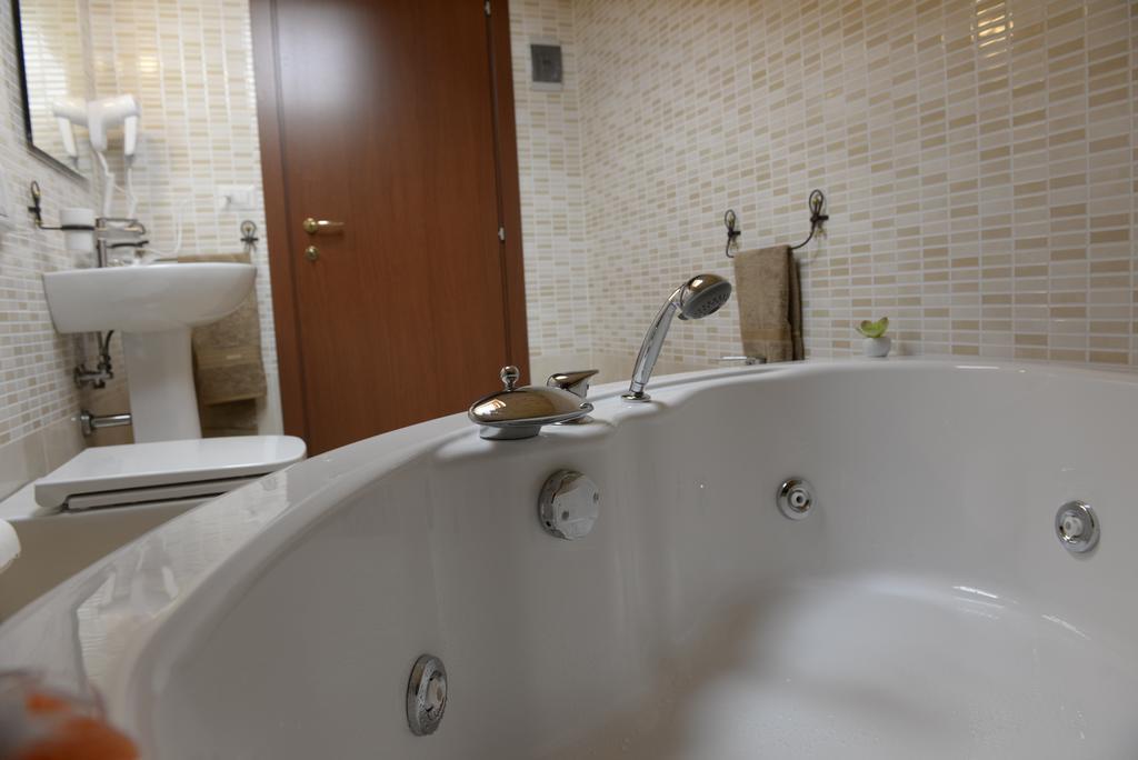 B&B San Leonardo Mascali Εξωτερικό φωτογραφία